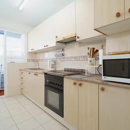 Zeus Apartment *